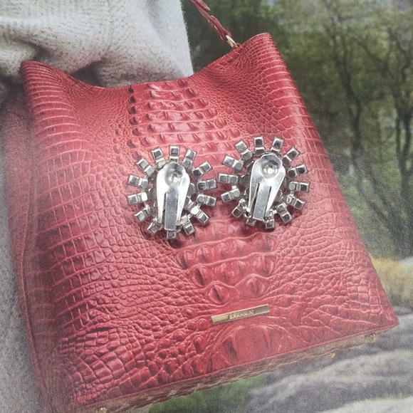 Vintage white rhinestone clips - Picture 3 of 5